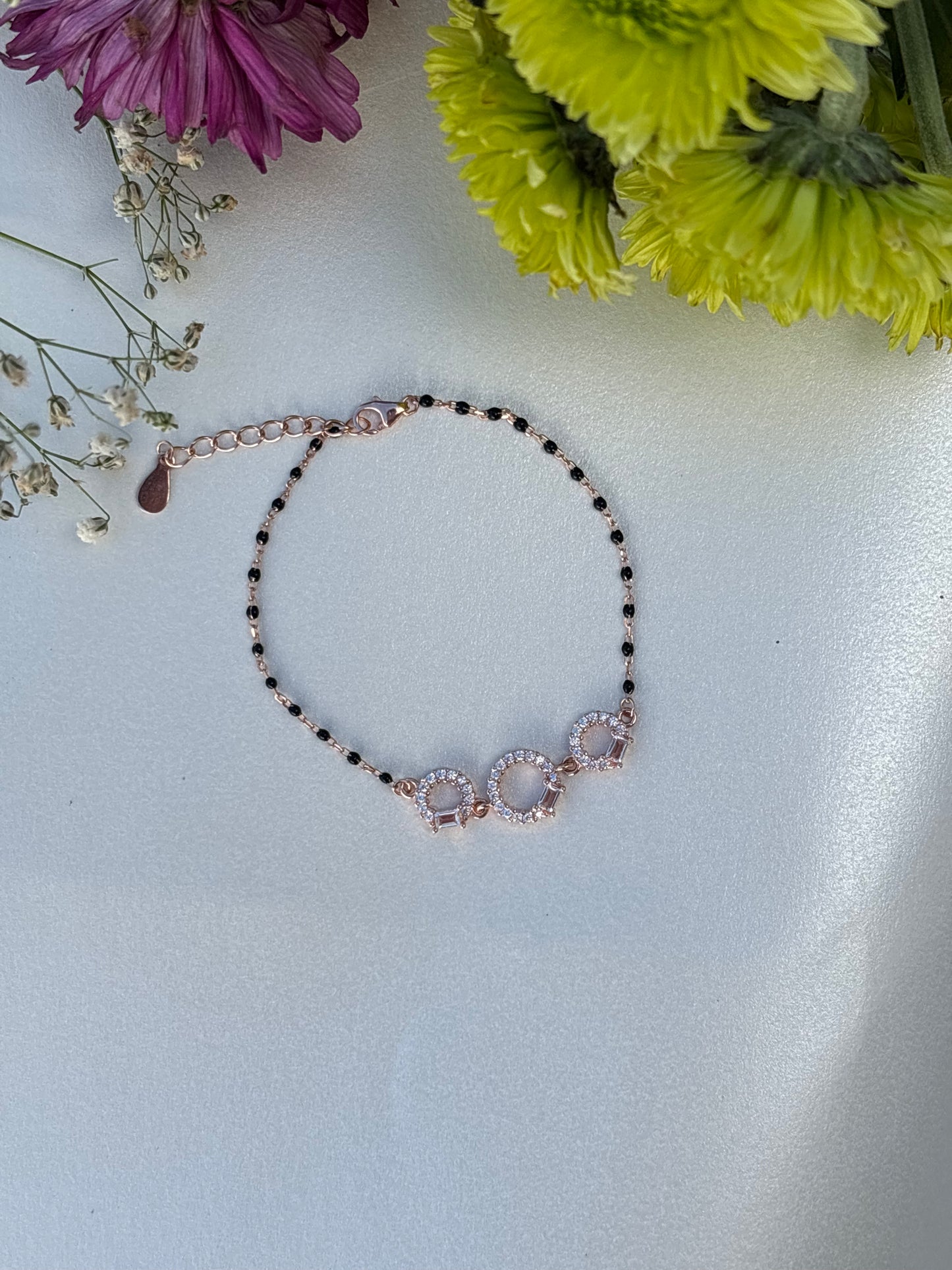 Rose-gold Three-Circle Bracelet
