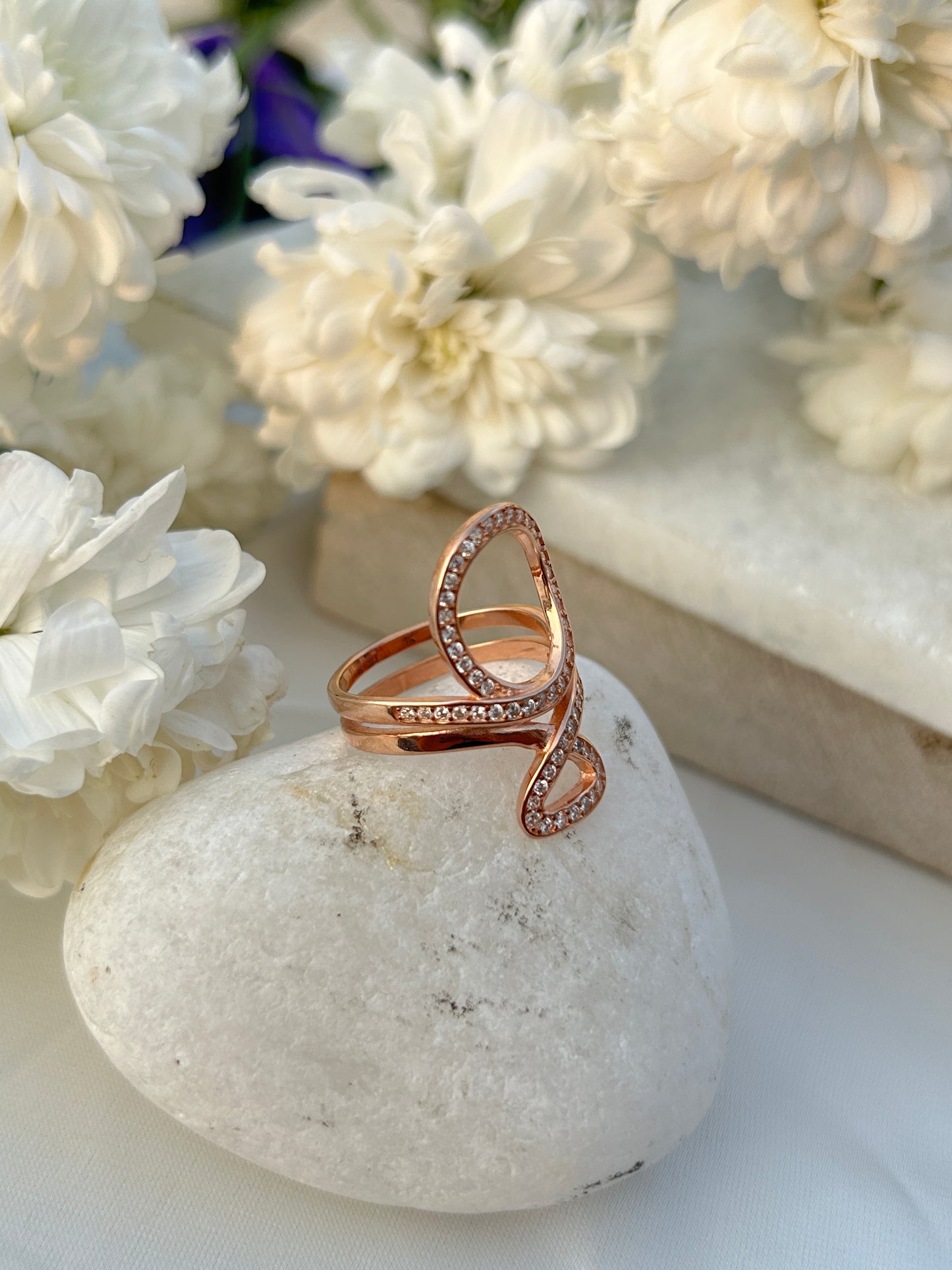 Rose Loop Ring
