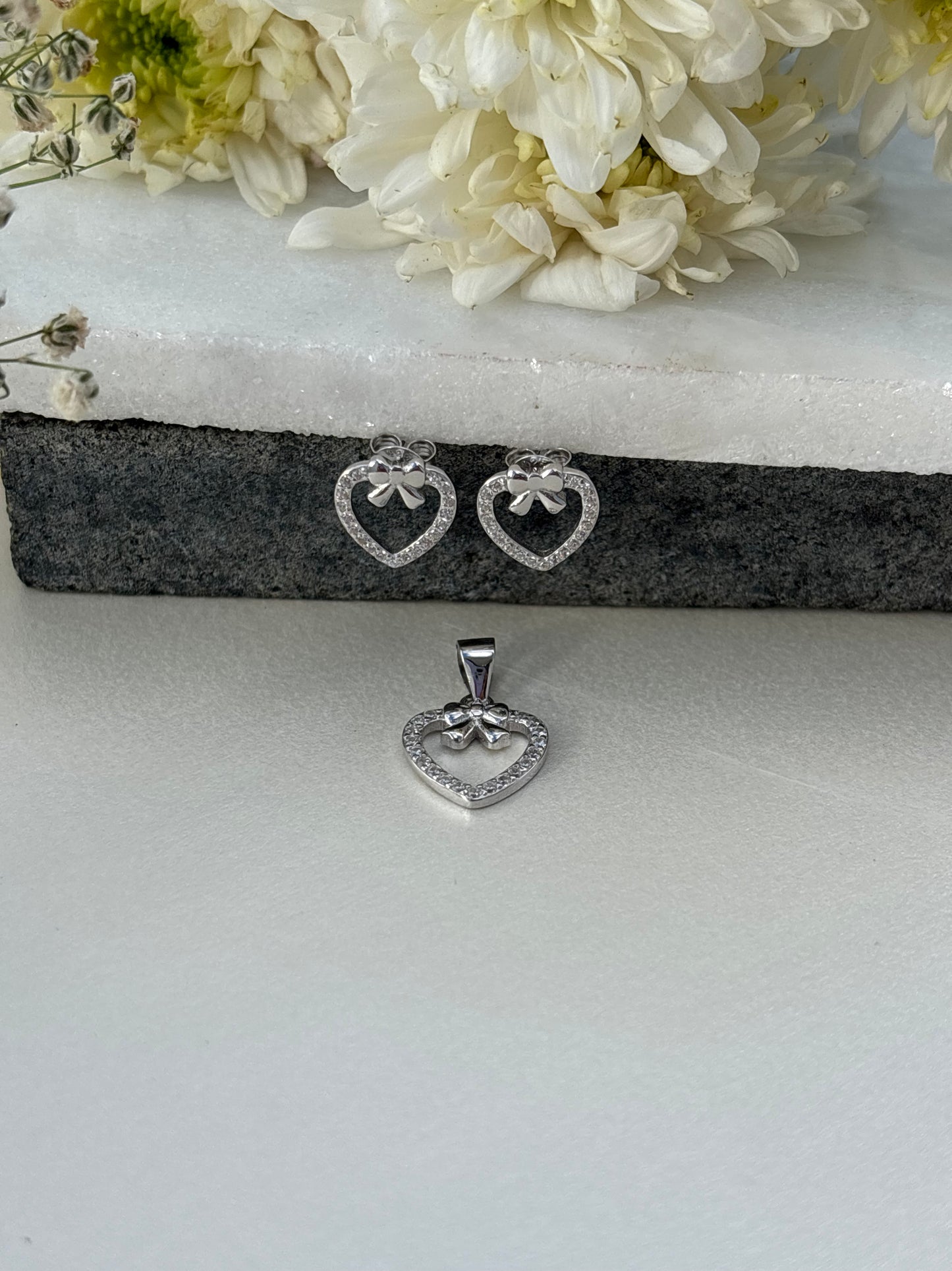Bow Heart Pendant Set