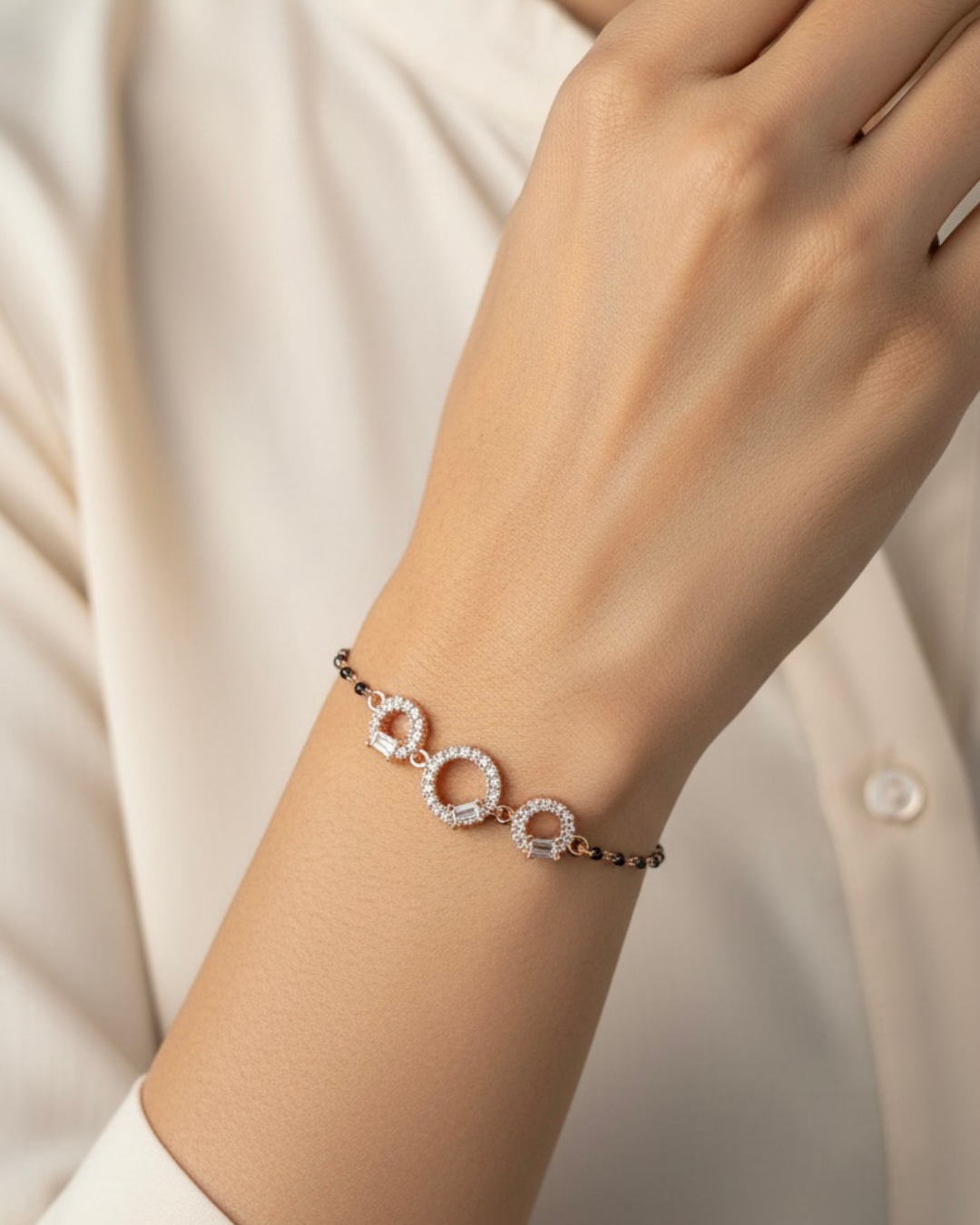Rose-gold Three-Circle Bracelet