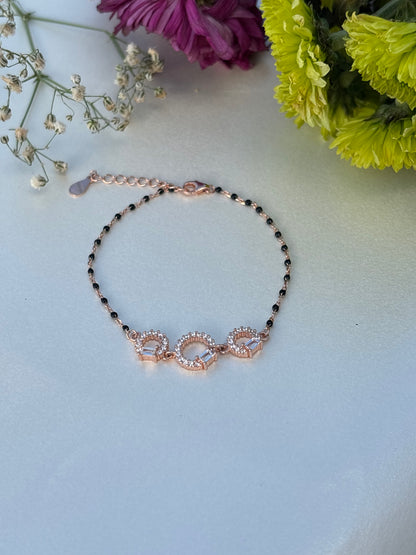 Rose-gold Three-Circle Bracelet