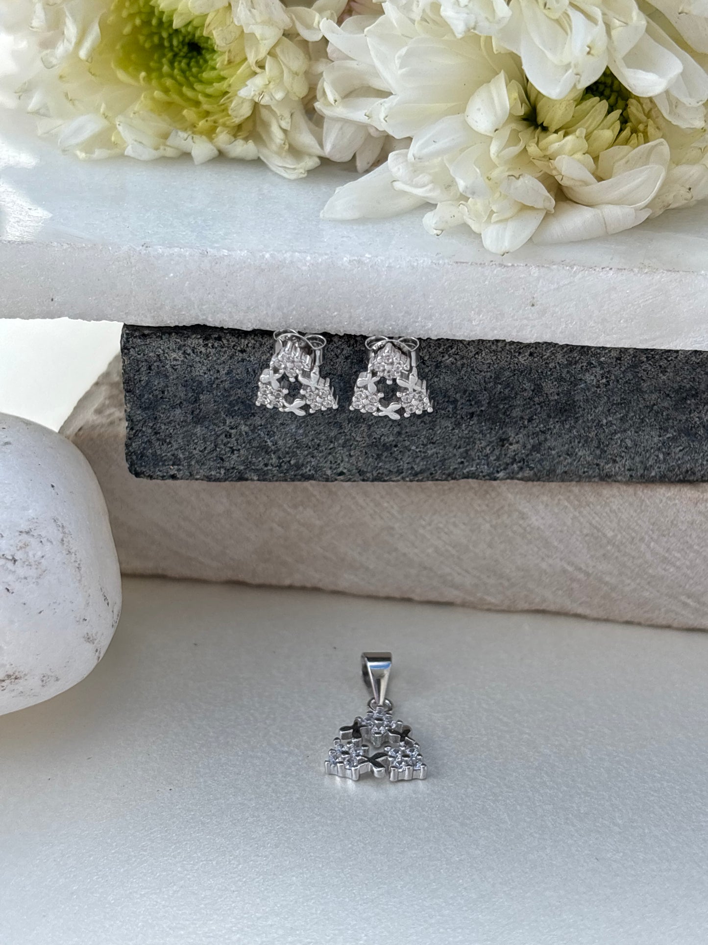 Floral Cluster Pendant Set