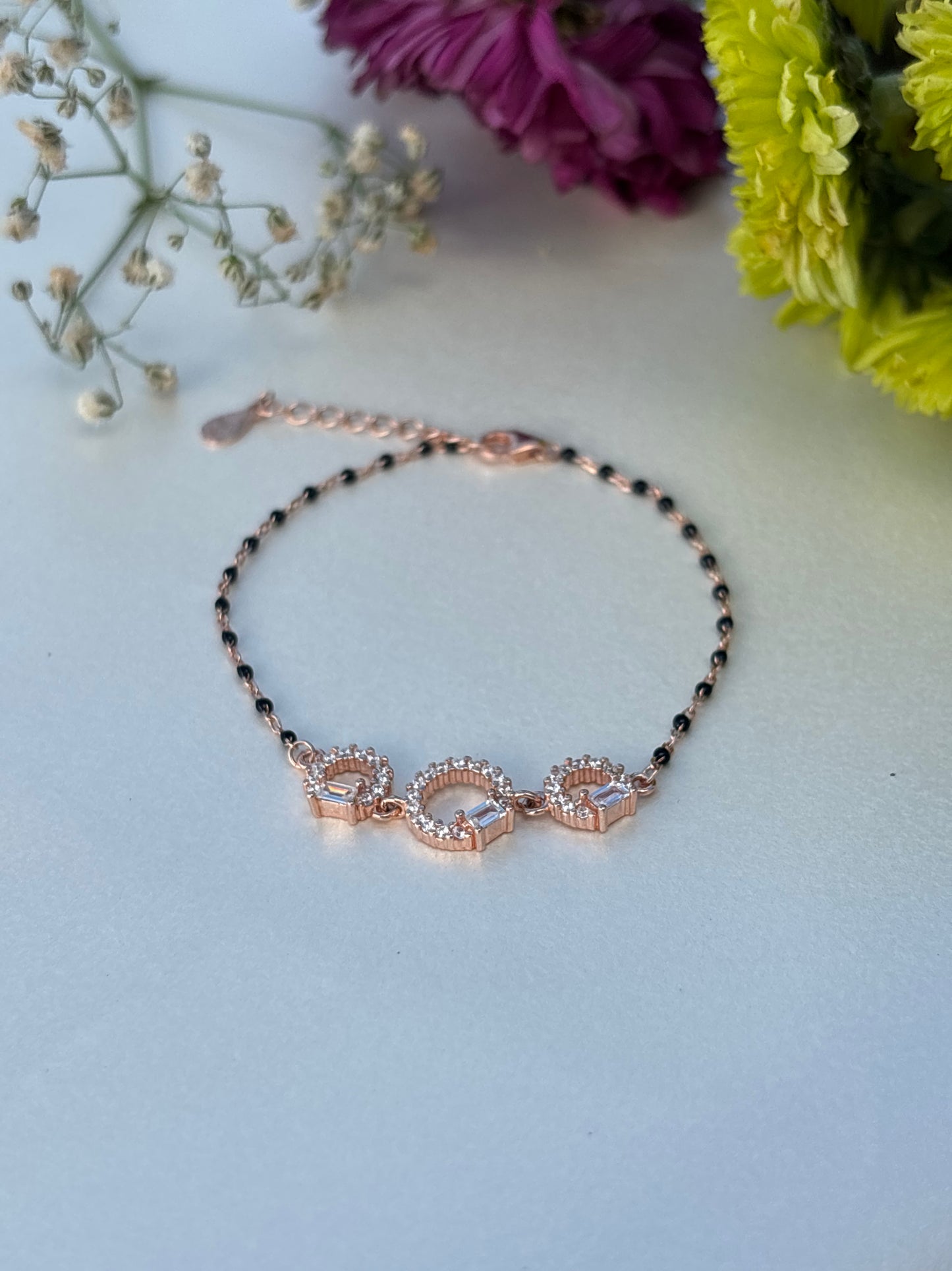 Rose-gold Three-Circle Bracelet