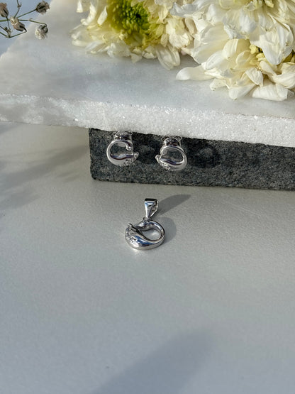 Timeless Swan Silver Pendant Set