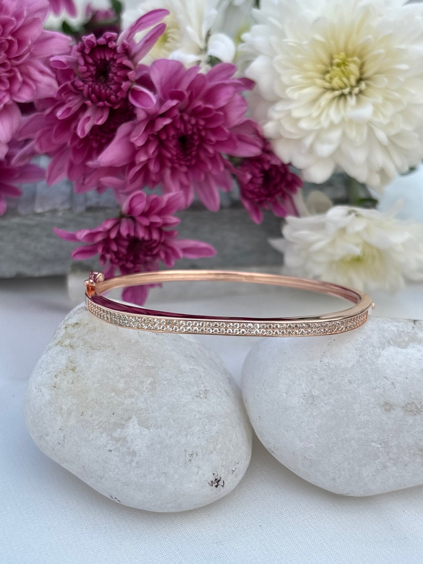 Rose Gold Minimal Bangle