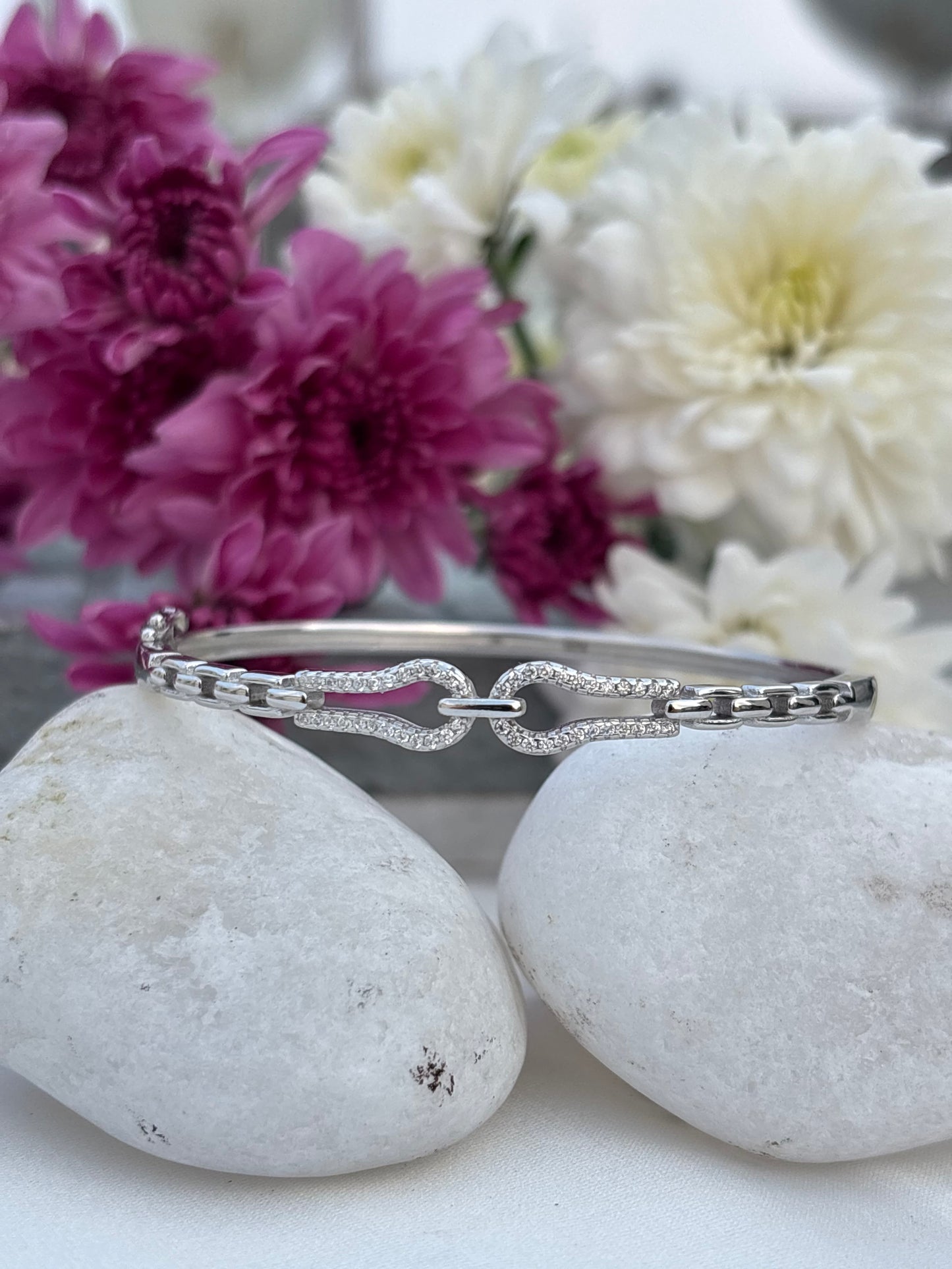 Interlinked Grace Bracelet