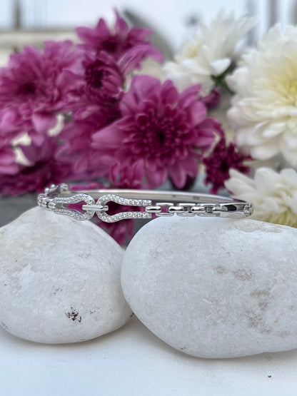 Interlinked Grace Bracelet
