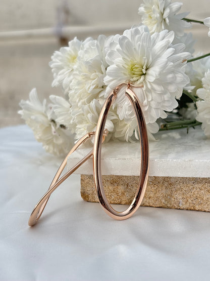 Fluid Rose gold Hoops