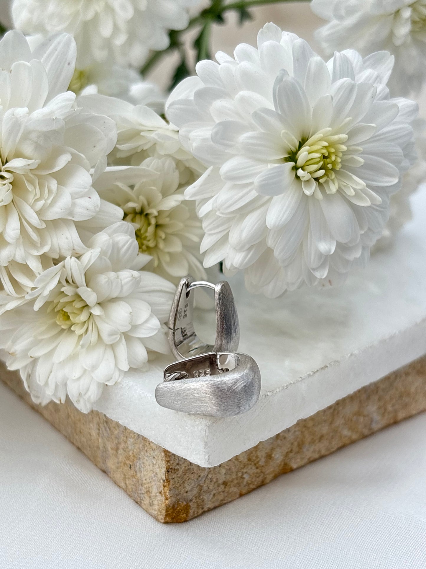 Soft Curve Silver Studs