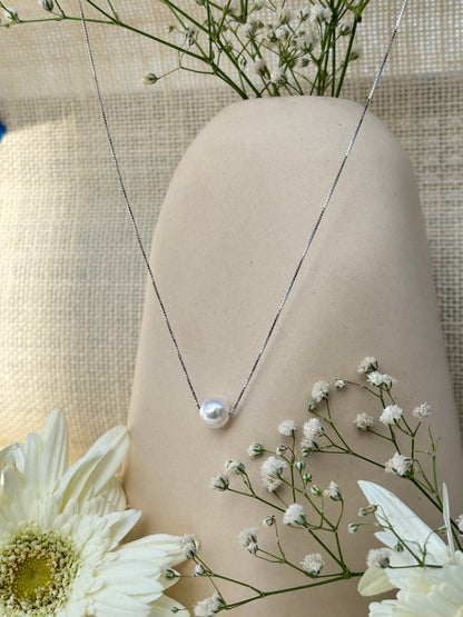 Silver Pearl Whisper Necklace