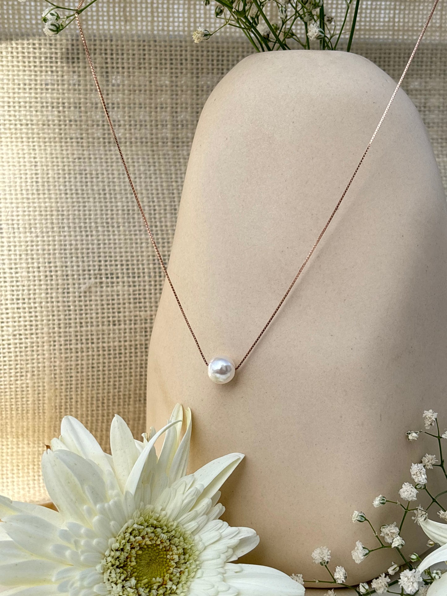 Rose gold Pearl Whisper Necklace