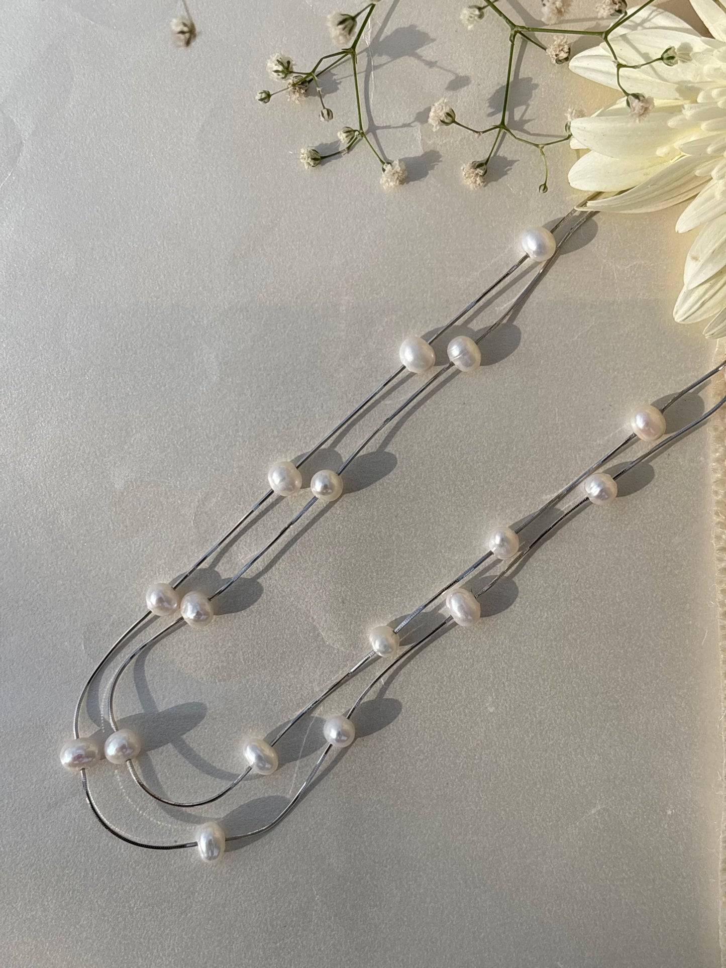 Fluid Pearl layer Chain (Silver)