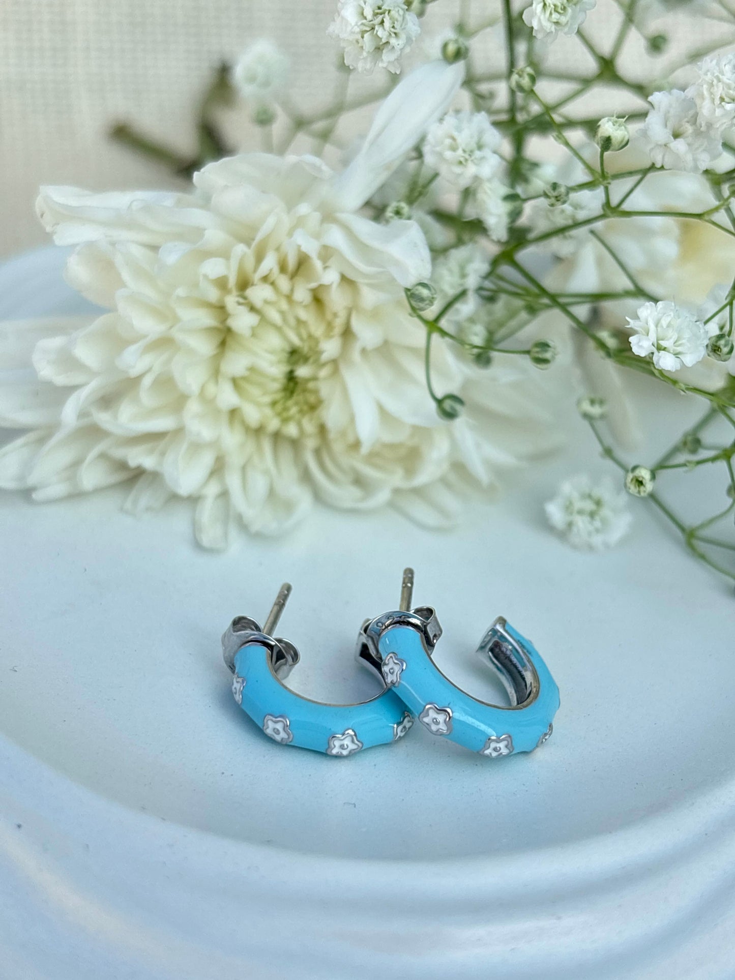 Powder Blue Silver Huggies