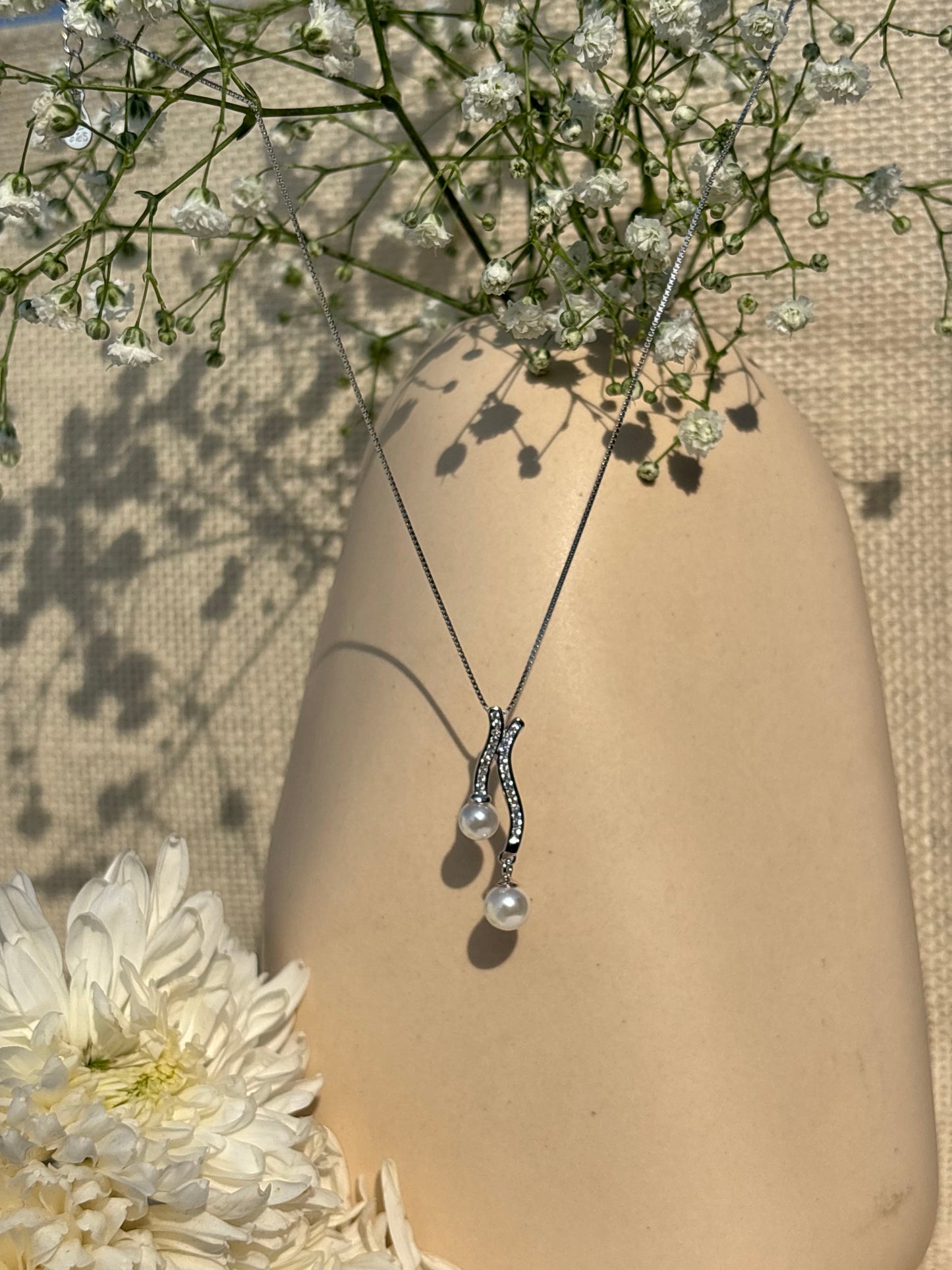 Serene Pearl Drop Necklace