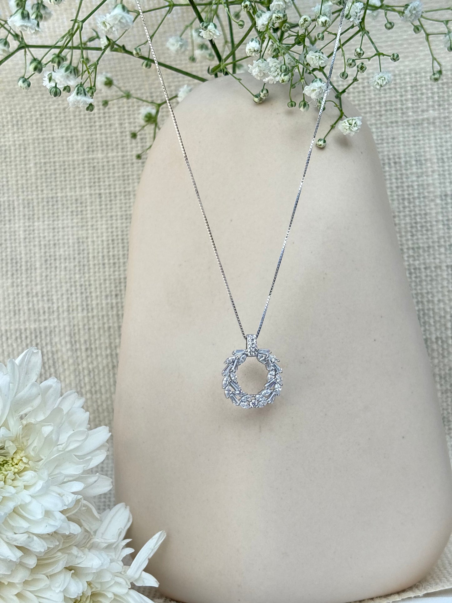Silver Petal Halo Necklace