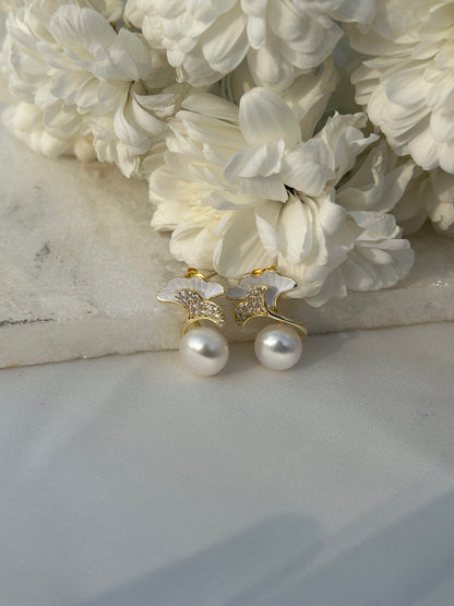 Ivory Bloom Pearl Earrings