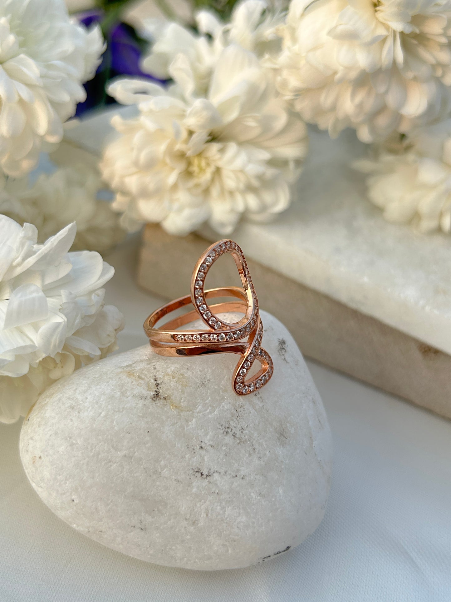 Rose Loop Ring