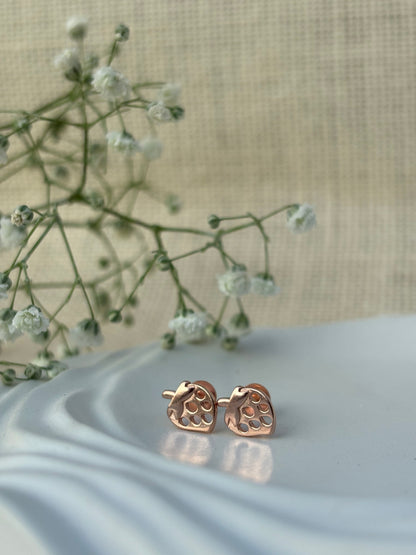 Sweet Berry Studs