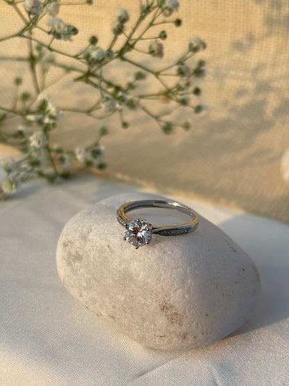 Luna Solitaire Ring