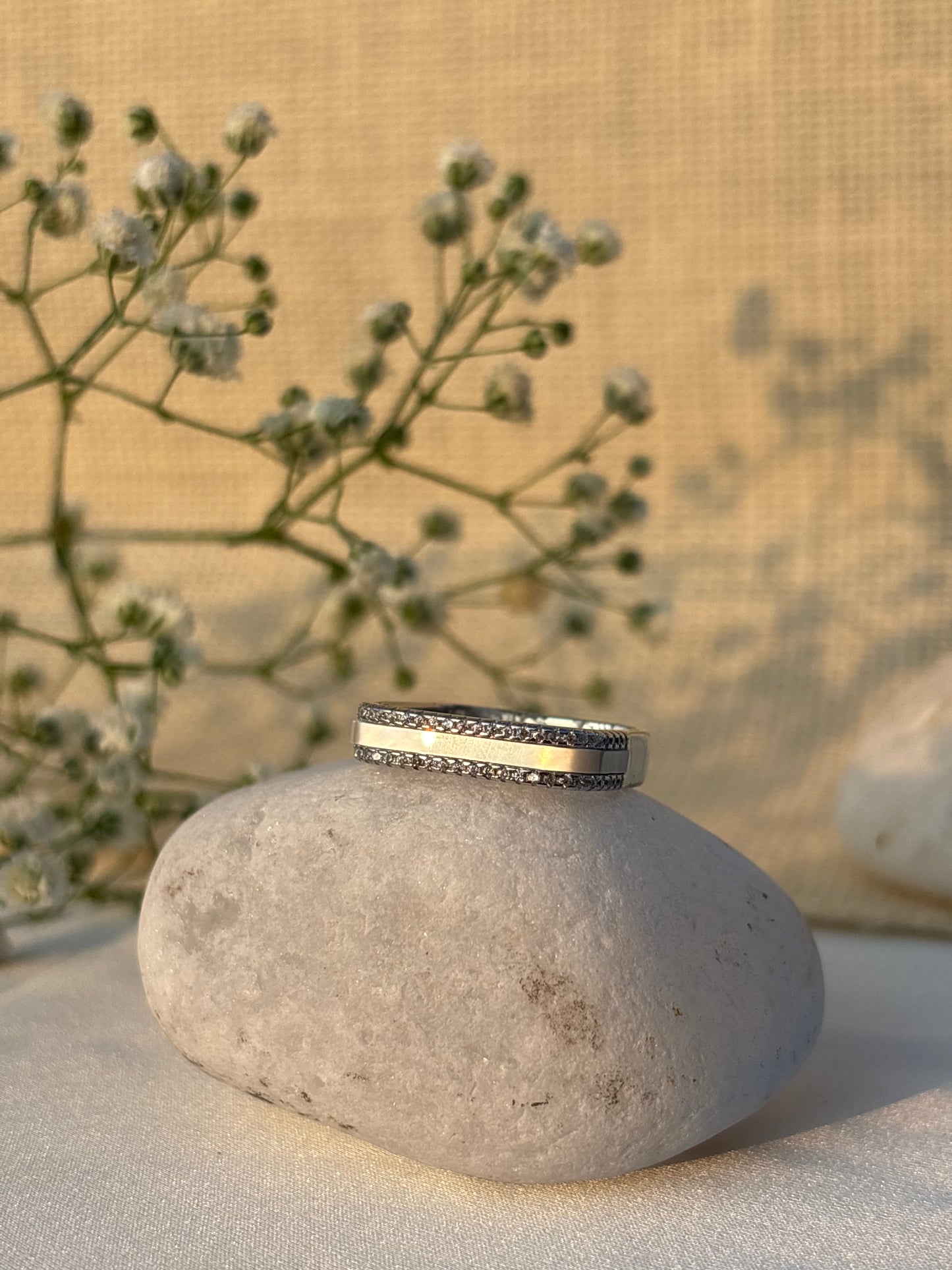 Gilded Frame Ring