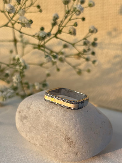 Gilded Frame Ring