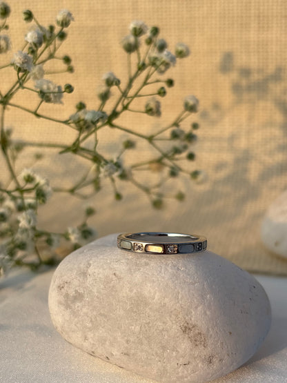 Solace Band Ring