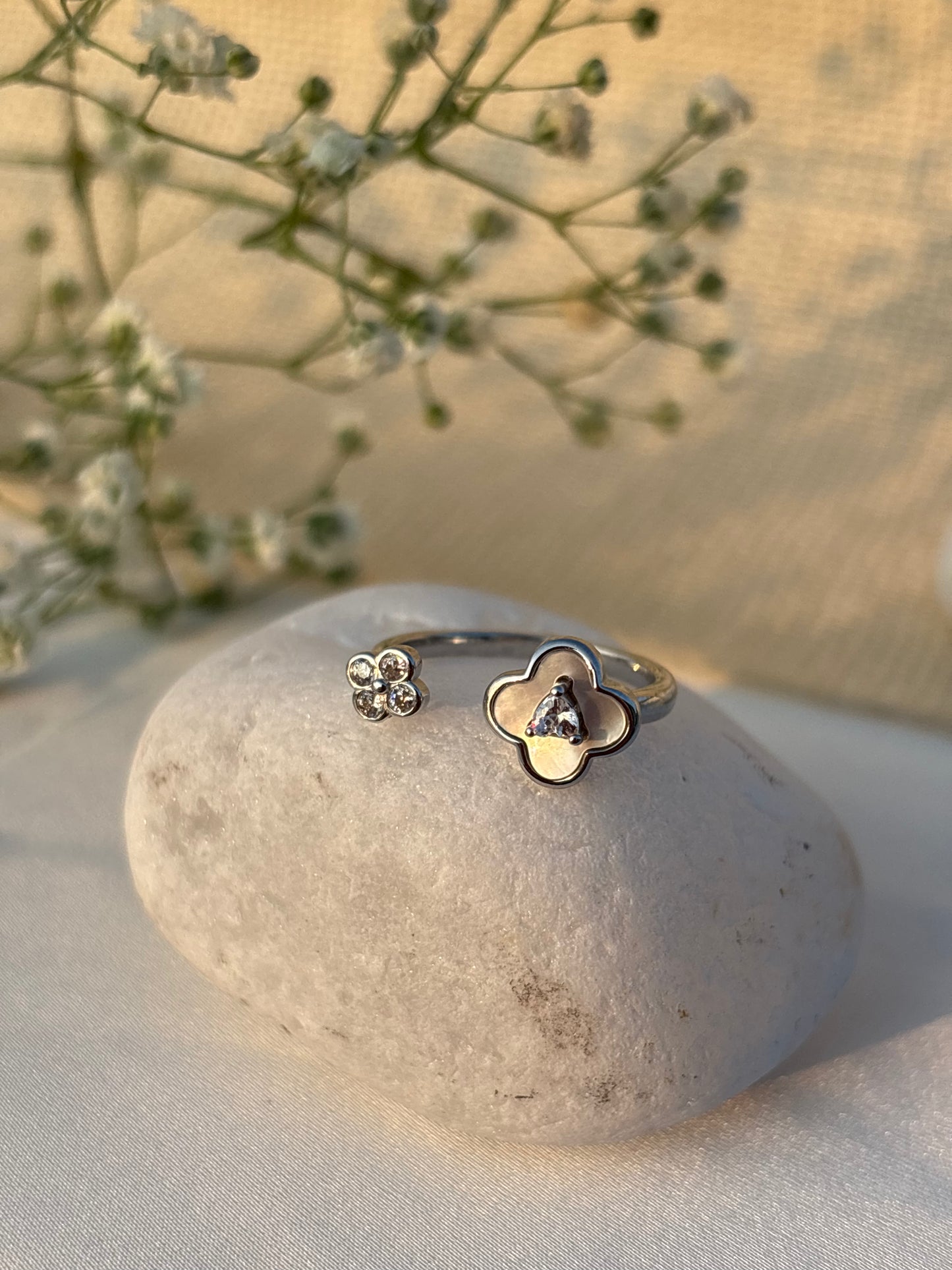 Clover Bloom Ring