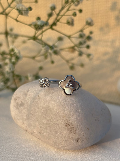 Clover Bloom Ring