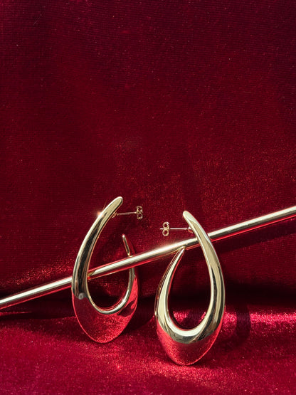 Elegant Gold Teardrops